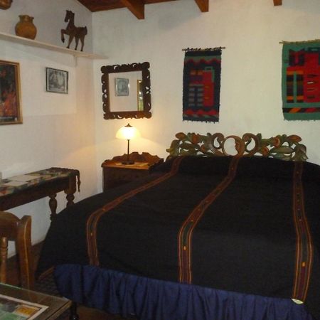Posada Los Encuentros Panajachel Exterior foto