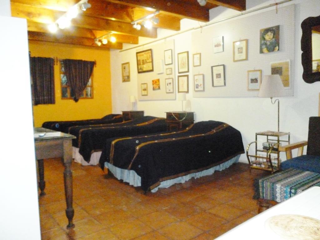 Posada Los Encuentros Panajachel Zimmer foto